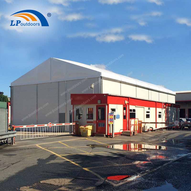 Aplicação da barraca do armazém