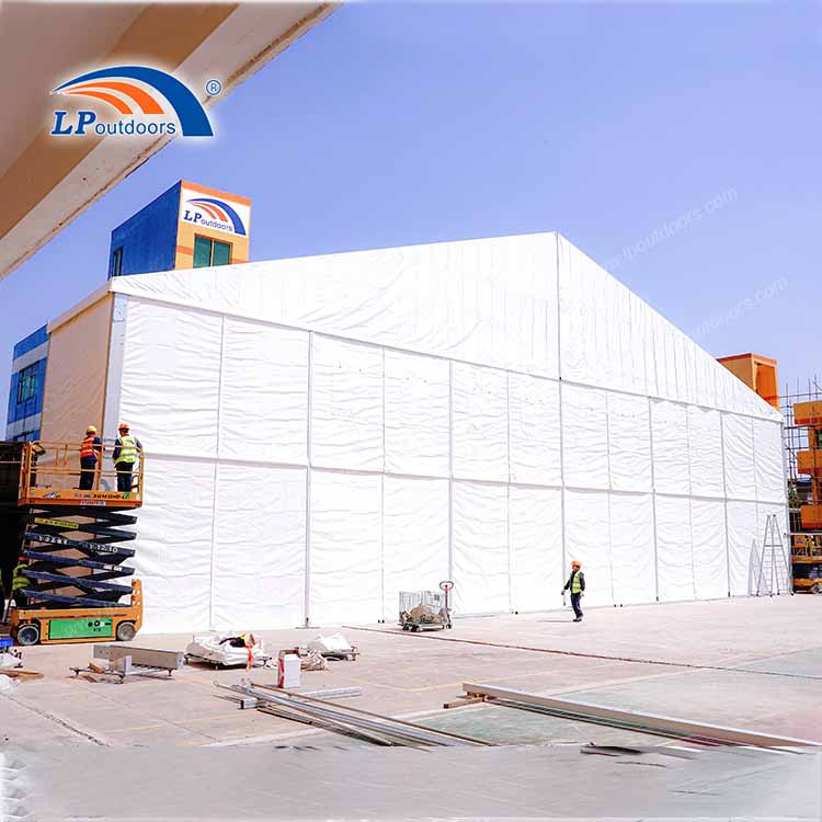 A tenda do armazém elevada de 30m Clear
