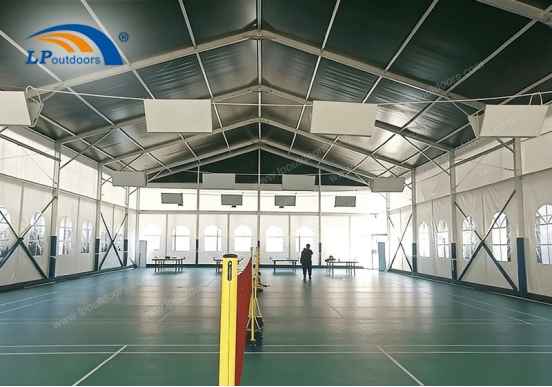 barraca de quadra esportiva clearspan