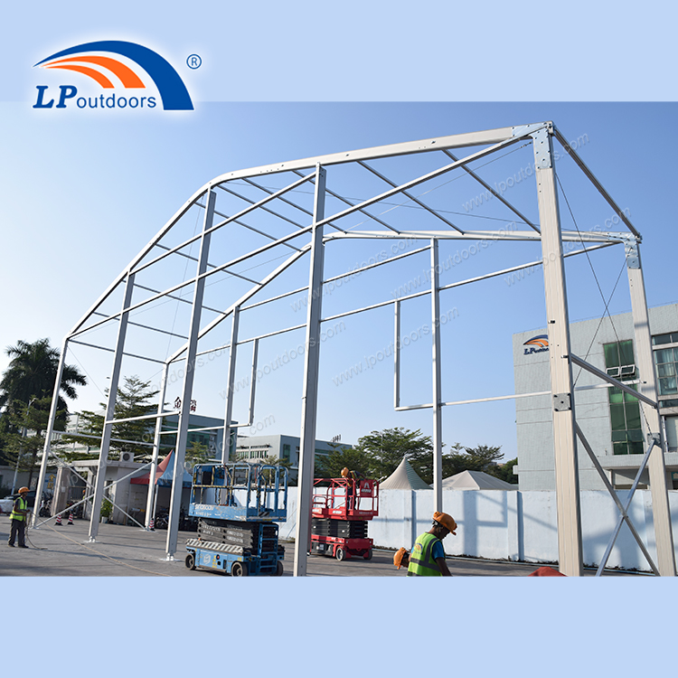 Tenda de altura lateral de 21 m com design de camada dupla de 8 m para armazenamento em armazém e eventos de grande escala com exaustor