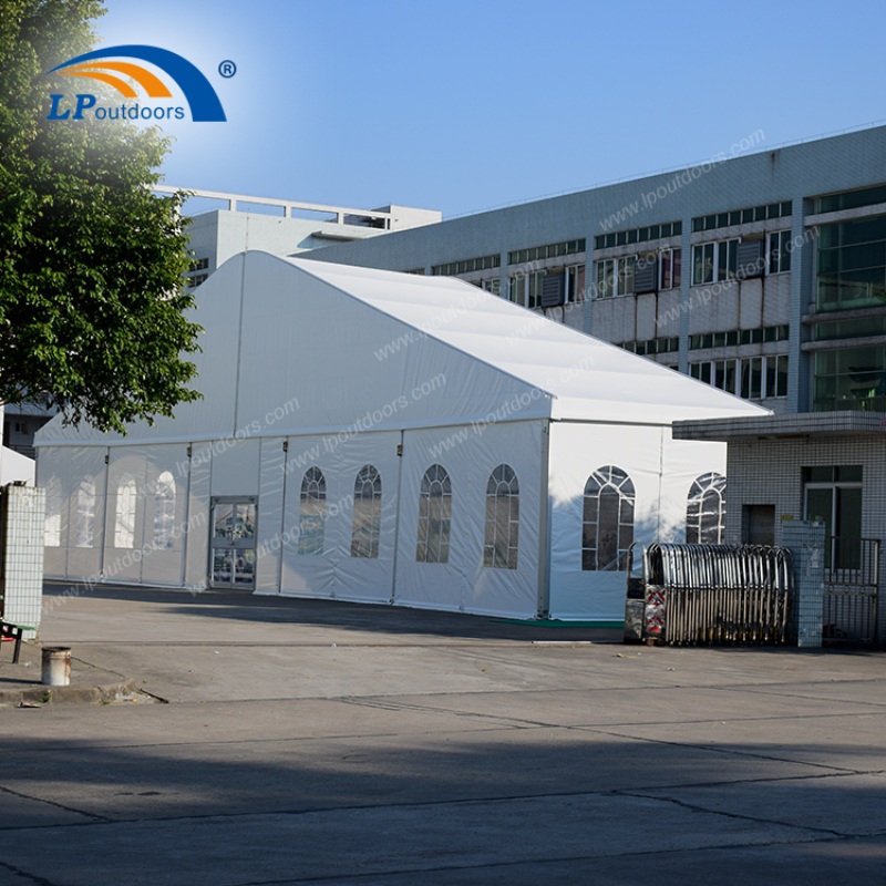 Grandes edif&iacute;cios tempor&aacute;rios.jpg