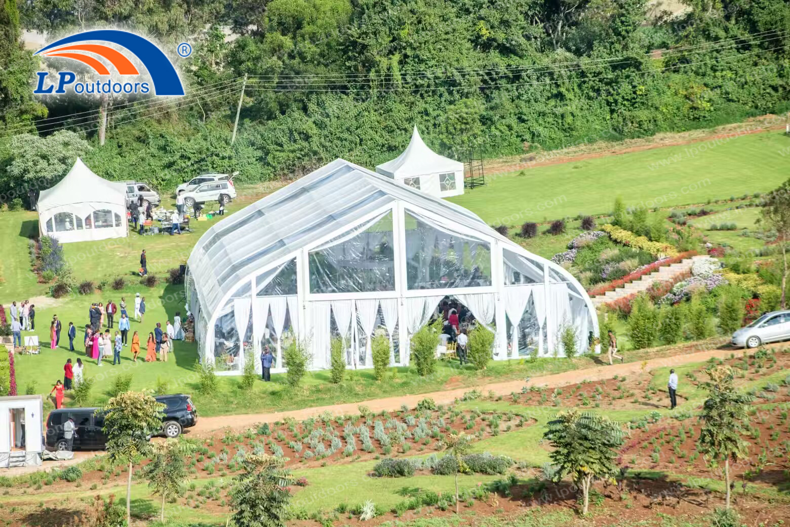 500 pessoas curvaram barracas transparentes do famoso do casamento da curva do período claro do telhado com forro para o casamento 